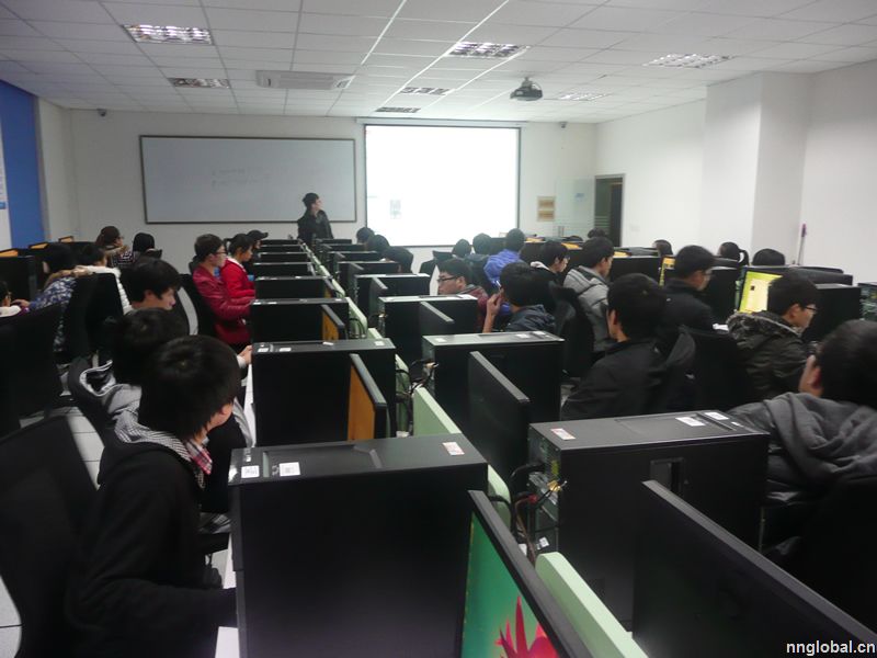 学院培训计算机常用办公软件使用